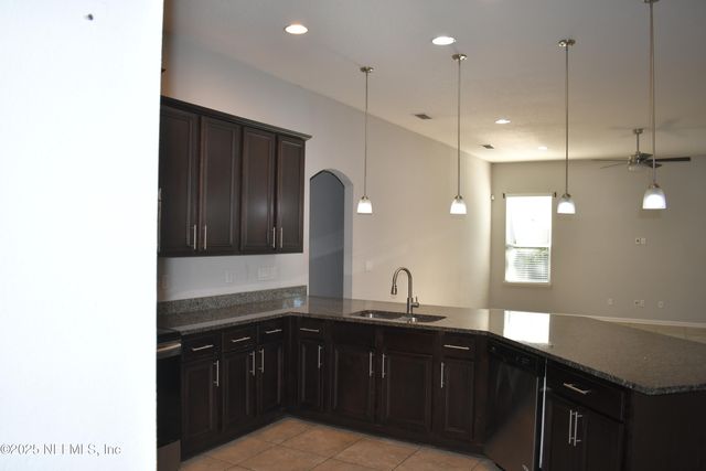 15468 SPOTTED STALLION Trail, Jacksonville, FL 32234