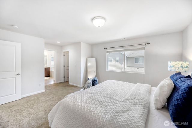 19617 37th Drive SE, Bothell, WA 98012