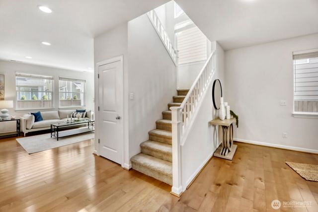 19617 37th Drive SE, Bothell, WA 98012