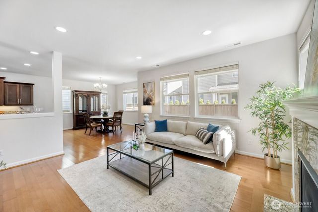 19617 37th Drive SE, Bothell, WA 98012