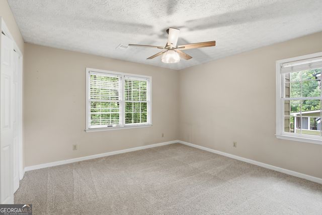 4822 Thornwood Drive NW, Acworth, GA 30102