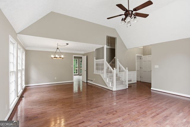 4822 Thornwood Drive NW, Acworth, GA 30102