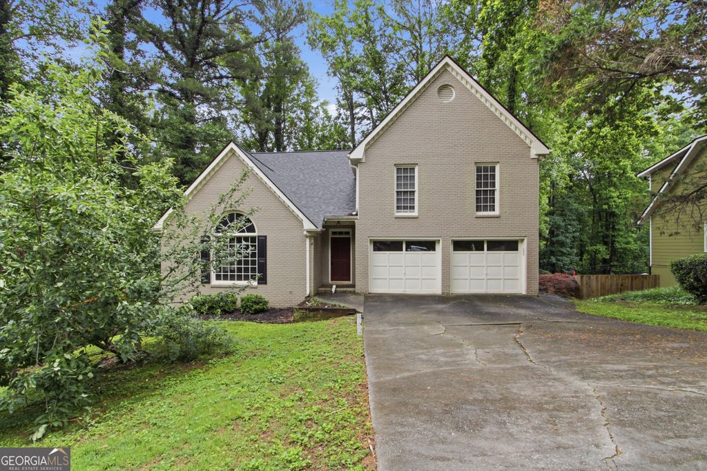 4822 Thornwood Drive NW, Acworth, GA 30102