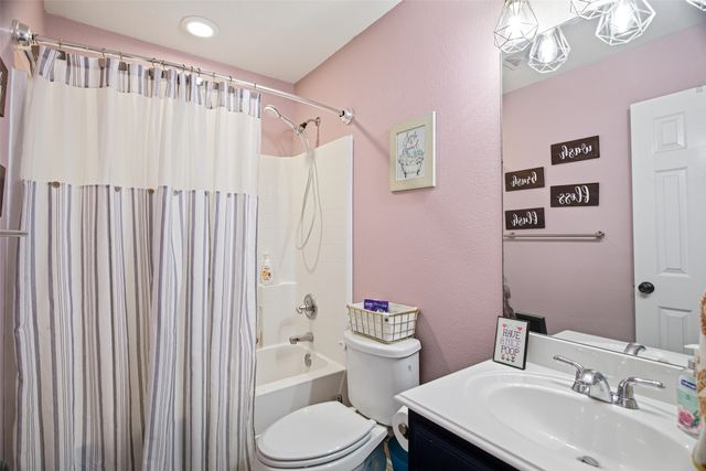 724 Remington Drive, Cleburne, TX 76033