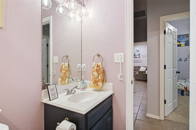 724 Remington Drive, Cleburne, TX 76033