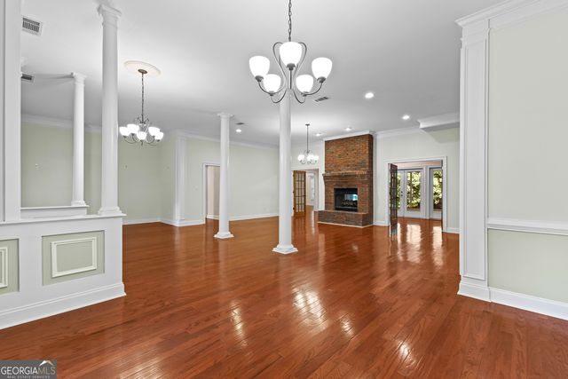 107 Cameron Pointe Drive, Lagrange, GA 30240