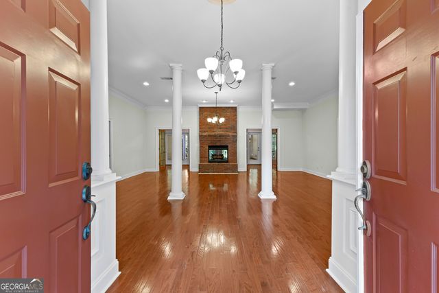 107 Cameron Pointe Drive, Lagrange, GA 30240