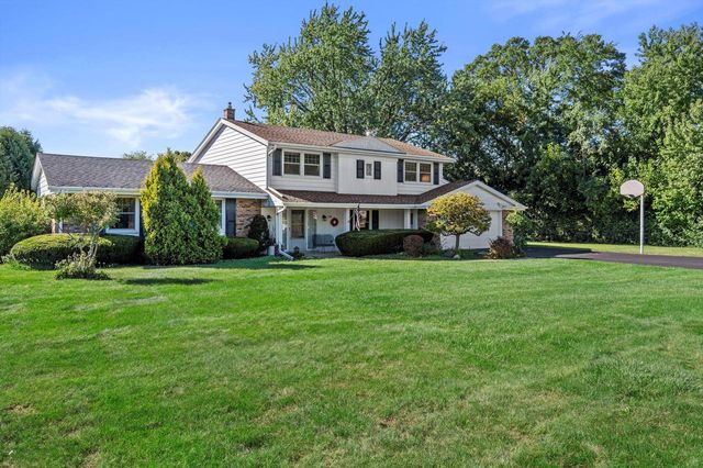 3085 Santa Barbara DRIVE, Brookfield, WI 53005