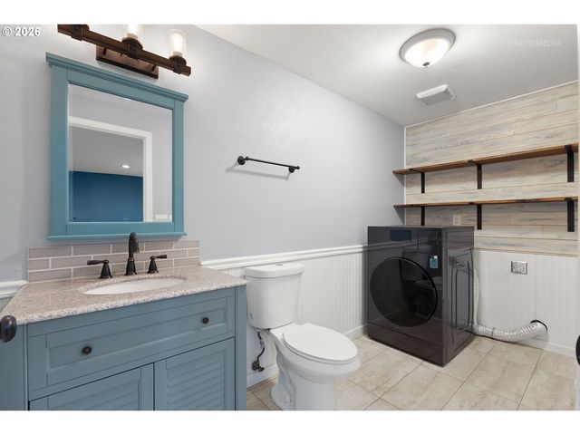 282 Ne LENOX St, Hillsboro, OR 97124