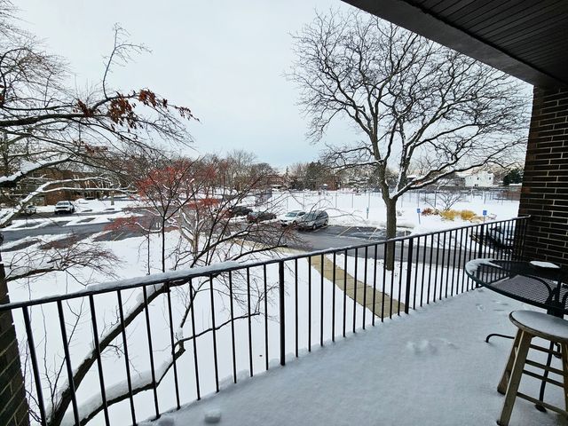 1550 Sandpebble Drive 210, Wheeling, IL 60090