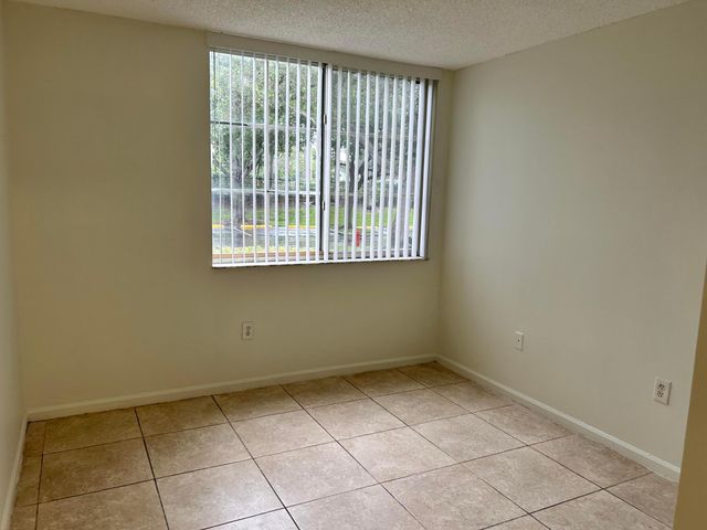 7872 SONOMA SPRINGS Circle 103, Lake Worth, FL 33463
