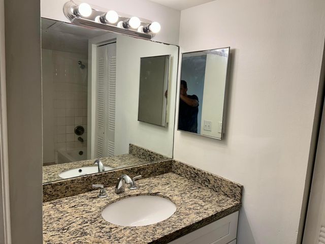 7872 SONOMA SPRINGS Circle 103, Lake Worth, FL 33463