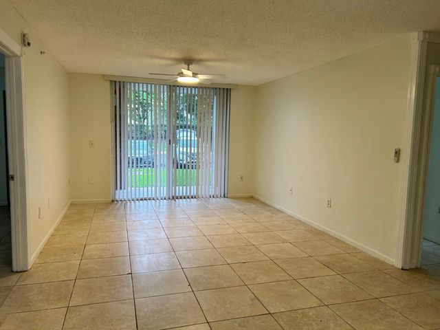 7872 SONOMA SPRINGS Circle 103, Lake Worth, FL 33463