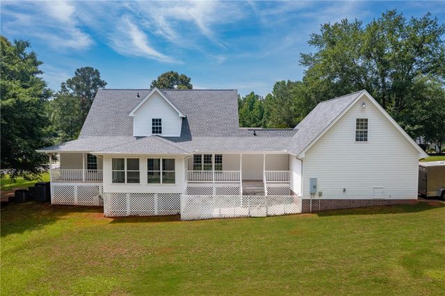 105 Planters Drive, Seneca, SC 29678