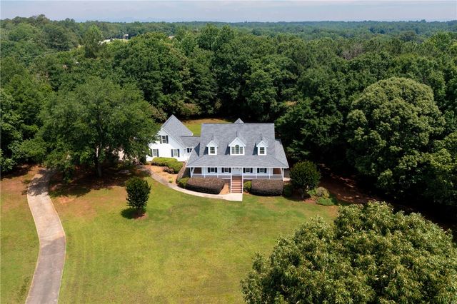 105 Planters Drive, Seneca, SC 29678
