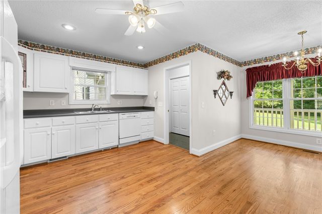 105 Planters Drive, Seneca, SC 29678