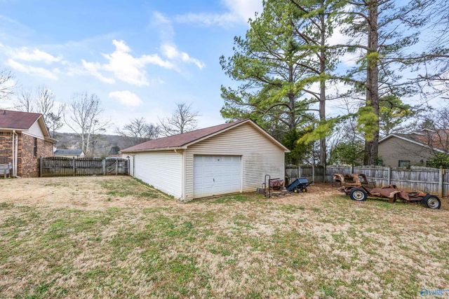 101 Skinner Drive, Huntsville, AL 35811