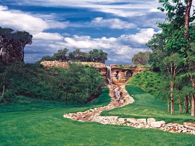 6140 Montrose Street, Cleburne, TX 76033