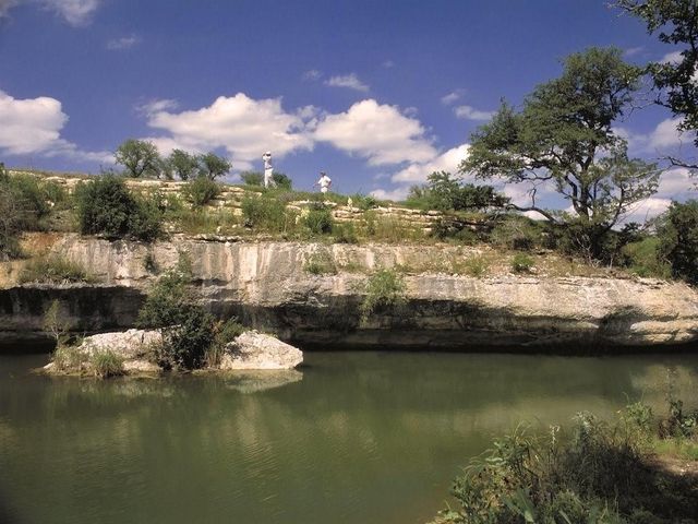 6140 Montrose Street, Cleburne, TX 76033