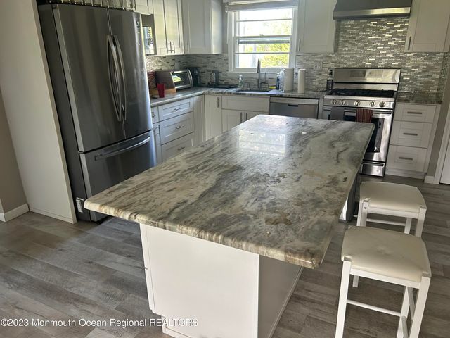 1 Michaels Court, Oakhurst, NJ 07755