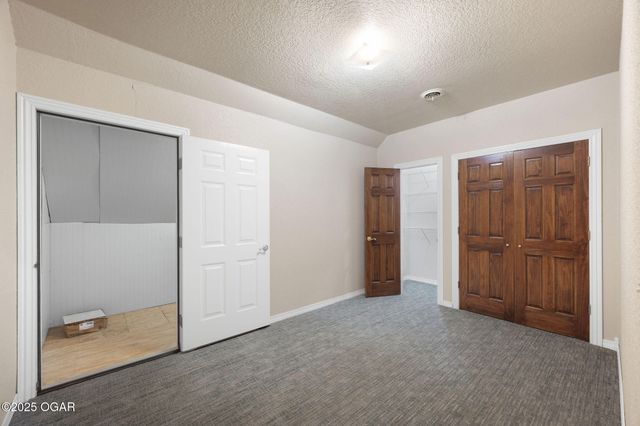 5478 E 14th Street, Joplin, MO 64801