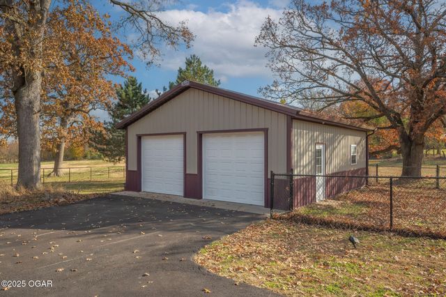 5478 E 14th Street, Joplin, MO 64801