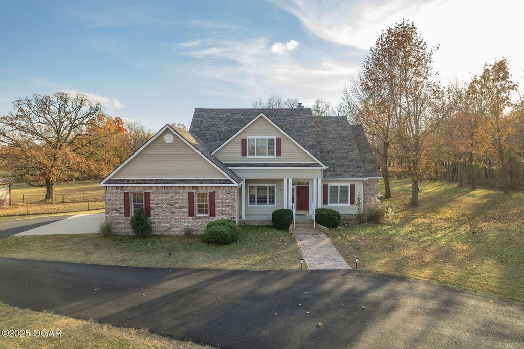 5478 E 14th Street, Joplin, MO 64801