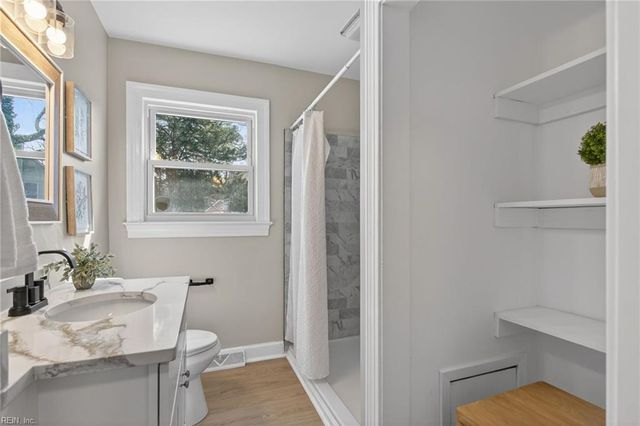 14 Alpine ST, Newport News, VA 23606