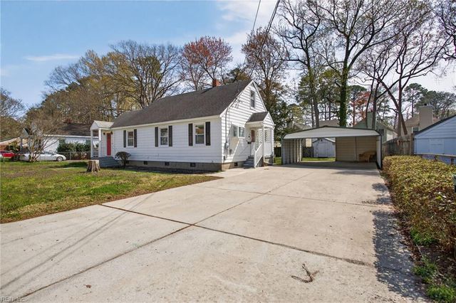 14 Alpine ST, Newport News, VA 23606