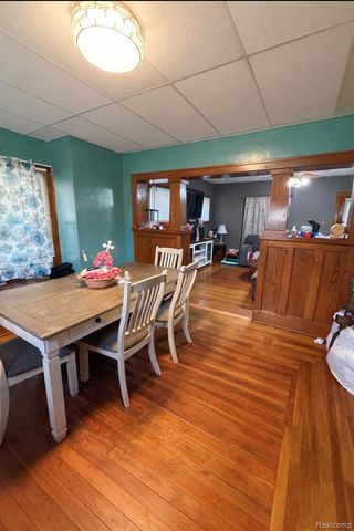 388 N Perry Street, Pontiac, MI 48342