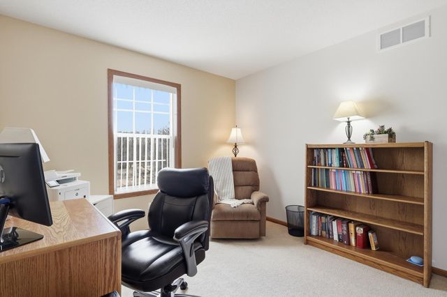 3420 N View Bay, Woodbury, MN 55125