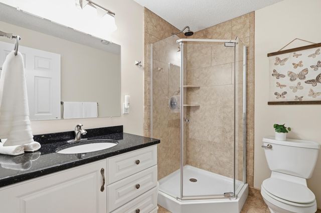 3420 N View Bay, Woodbury, MN 55125