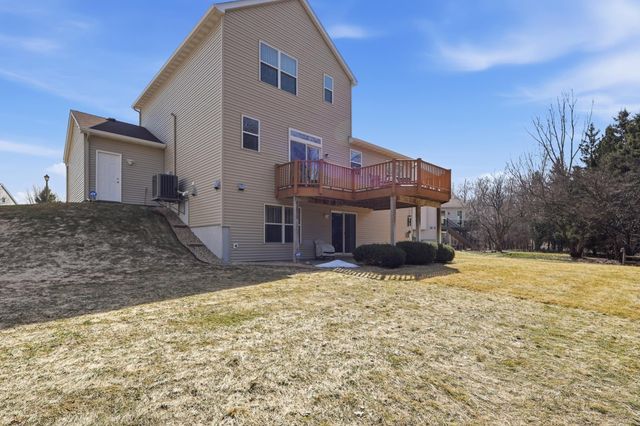 3420 N View Bay, Woodbury, MN 55125