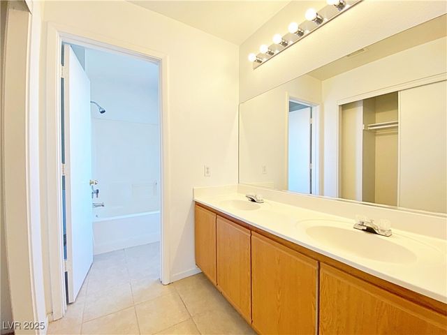 4525 Coronado Hills Way, Las Vegas, NV 89115