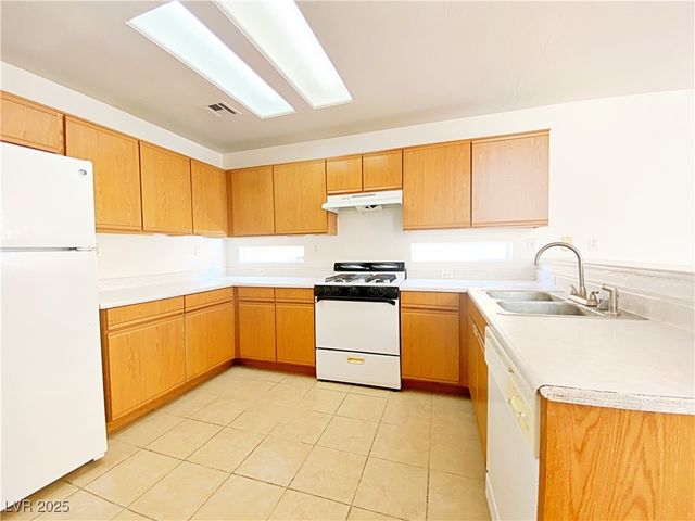 4525 Coronado Hills Way, Las Vegas, NV 89115