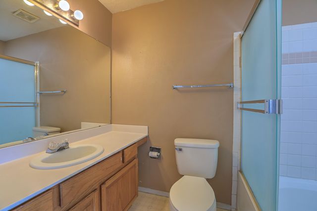 1708 Regency Park Road SE, Rio Rancho, NM 87124