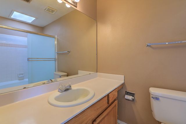 1708 Regency Park Road SE, Rio Rancho, NM 87124