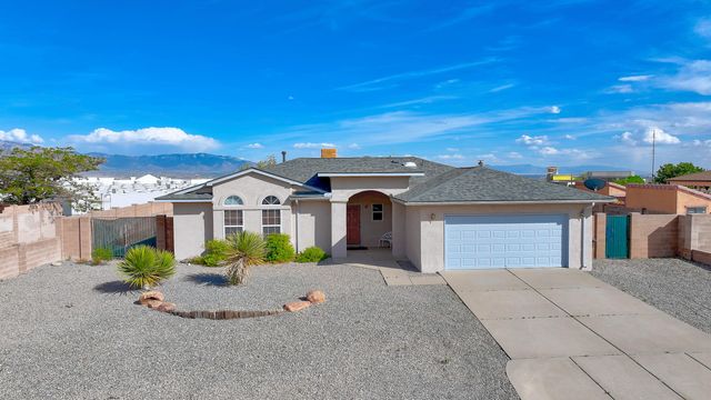 1708 Regency Park Road SE, Rio Rancho, NM 87124