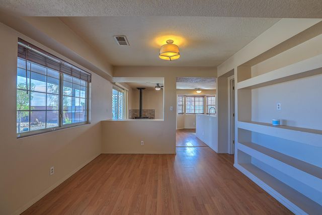1708 Regency Park Road SE, Rio Rancho, NM 87124