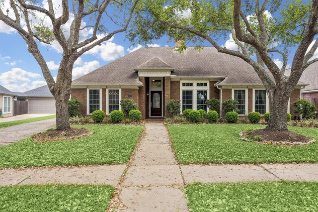 1839 Lakewinds Drive, Missouri City, TX 77459