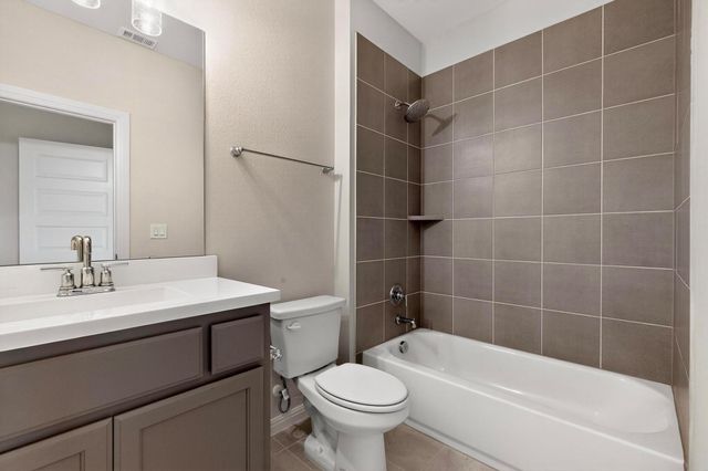 6621 Destination WAY, Lago Vista, TX 78645