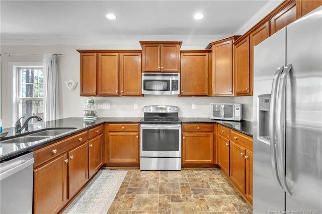 76 Slate Drive, Spring Lake, NC 28390