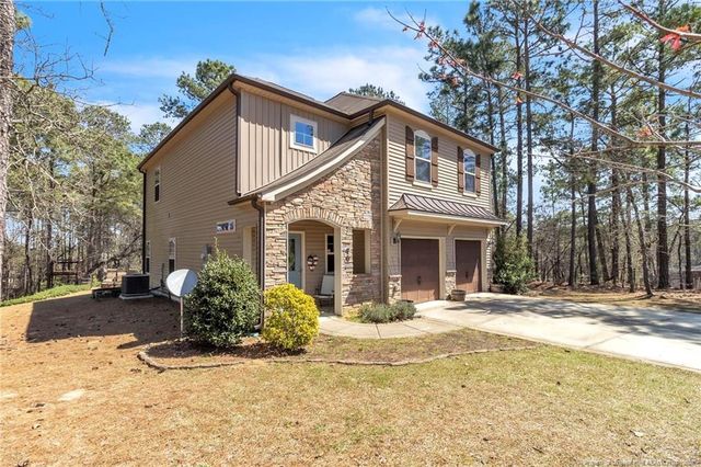 76 Slate Drive, Spring Lake, NC 28390