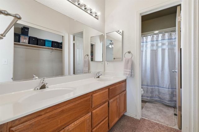 6895 Romanzo Way, Elk Grove, CA 95758