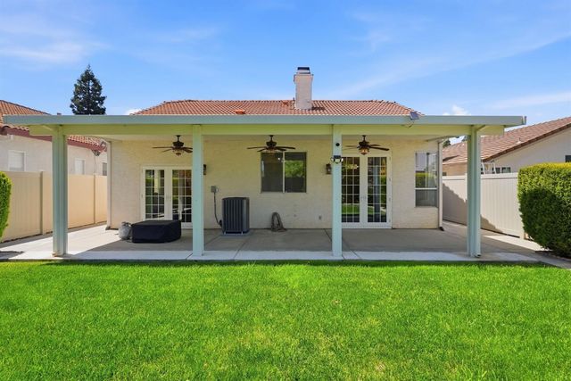 6895 Romanzo Way, Elk Grove, CA 95758