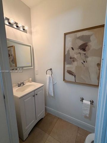11350 NW 48th Ter, Doral, FL 33178