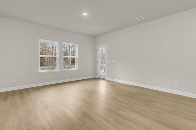 1045 Dusk Drive, Summerville, SC 29486