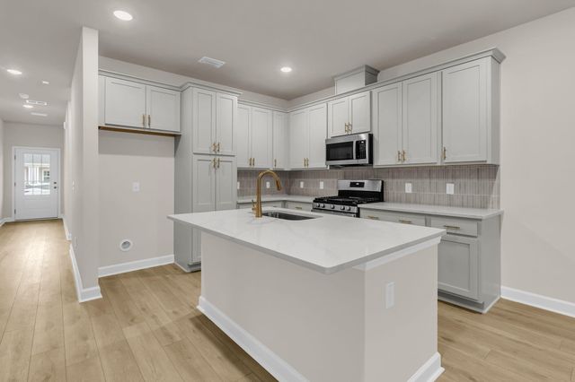 1045 Dusk Drive, Summerville, SC 29486