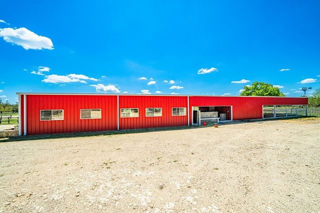 1379 Barker-Rogers Rd, Harper, TX 78631