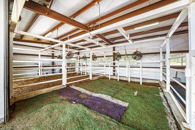 1379 Barker-Rogers Rd, Harper, TX 78631